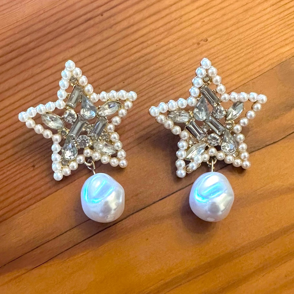 Sugarfix Pearl drop Star Earrings